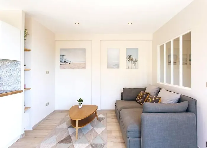 L36 Sea View Terrace 10Min Walking To Sea/Parking & Ac