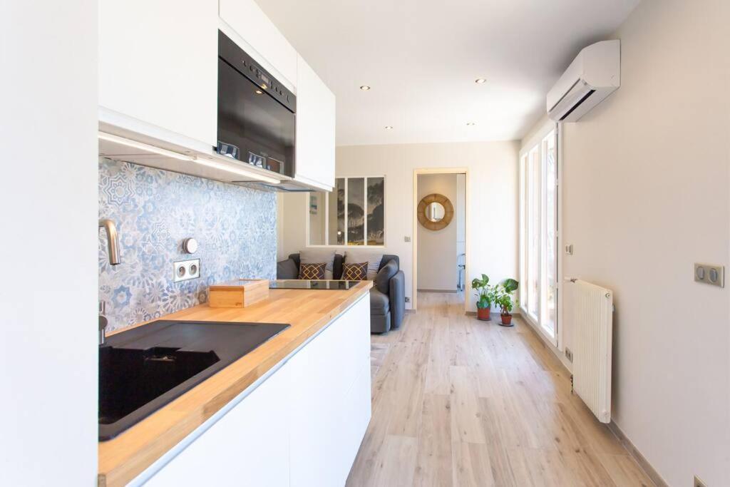 L36 Sea View Terrace 10min Walking To Sea/parking & Ac Appartement